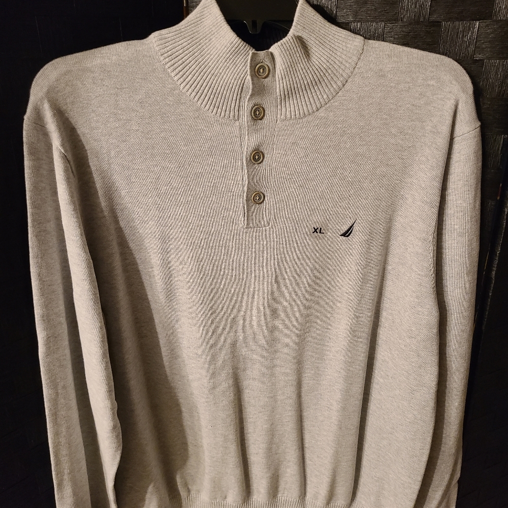 BRAND NEW Men's Nautica Sweater XL - Accepting Offers